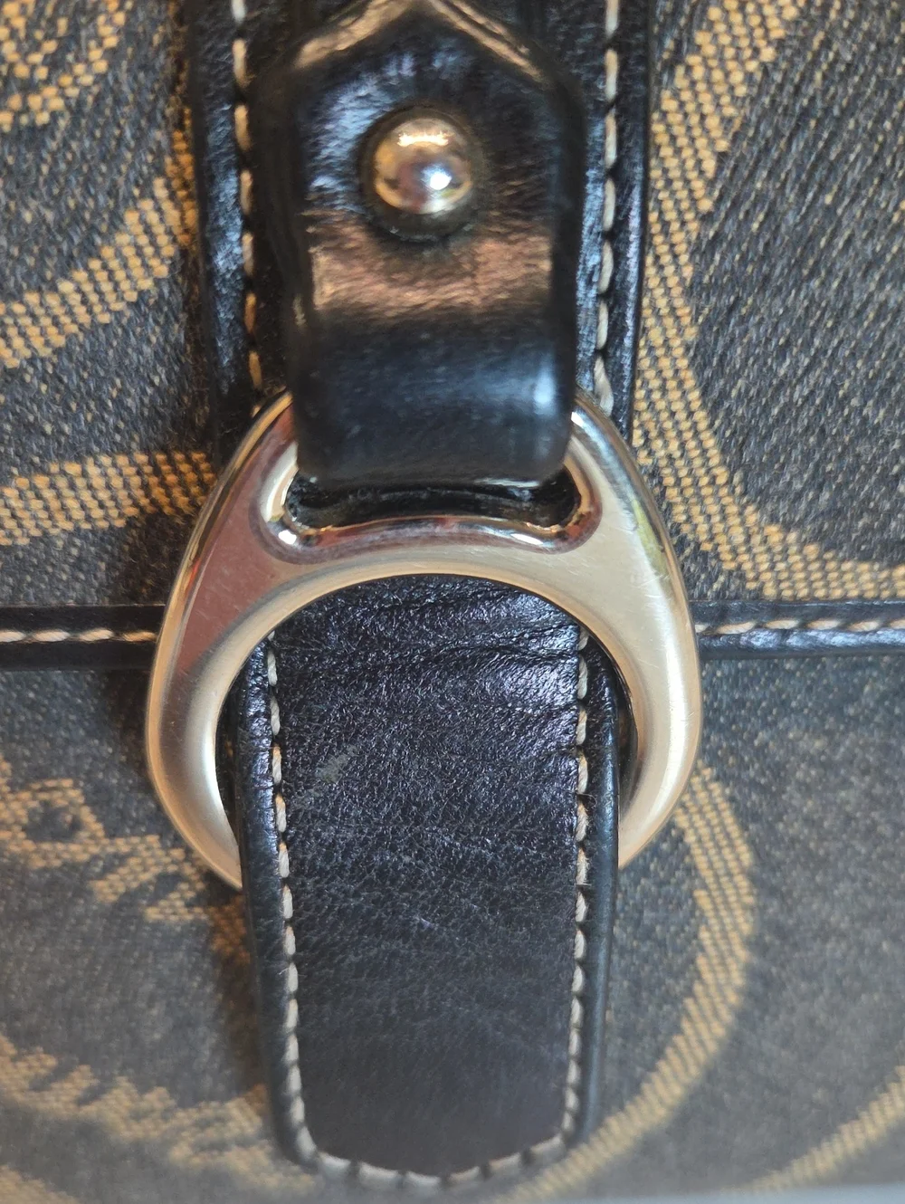 EUC Dooney & Bourke Script Monogram Dark Brown & Tan LeatherCanvas Wallet Clutch